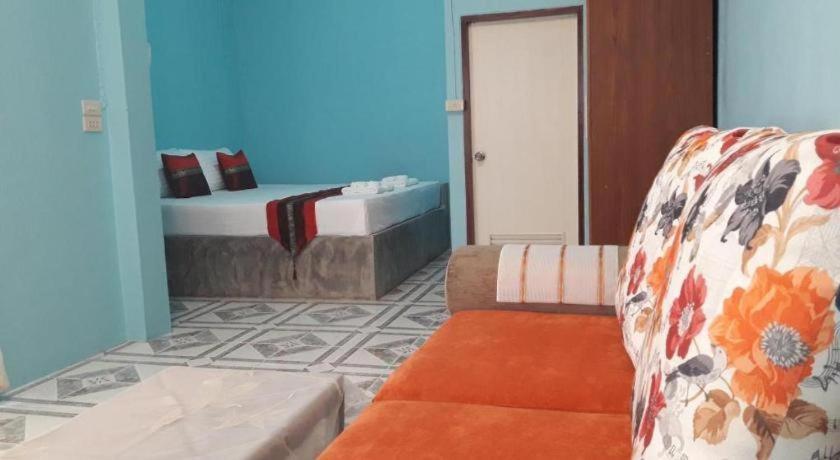Hotel Oyo 769 Ban Thassanee Chiang Mai Zewnętrze zdjęcie